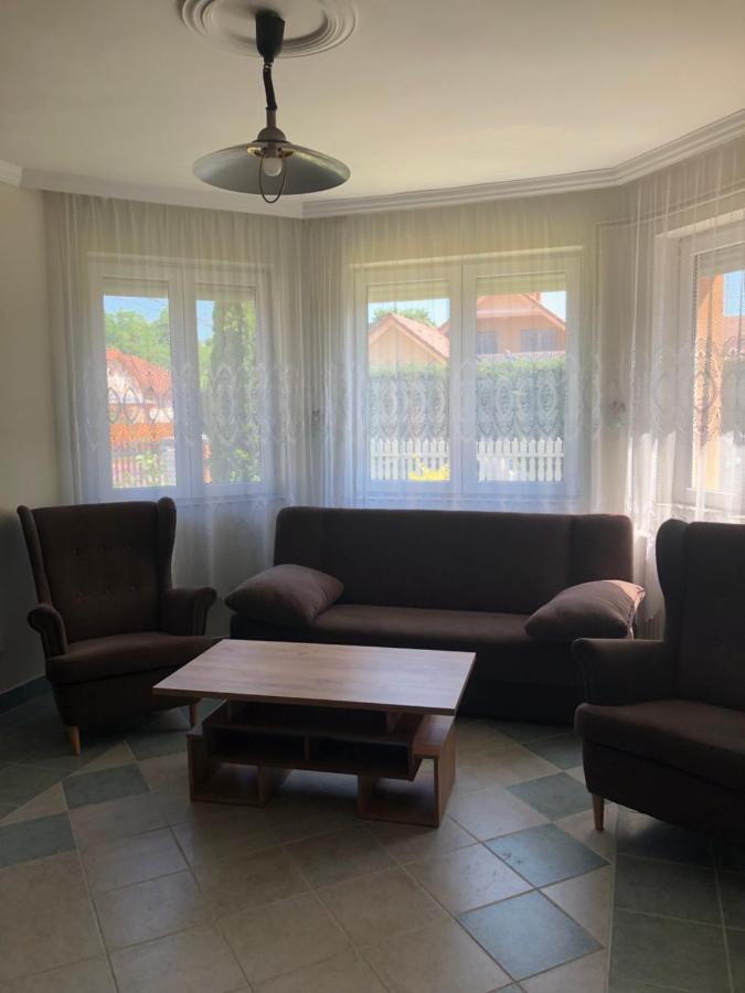 Tulipán Vendégház Hajdúszoboszló Exterior foto